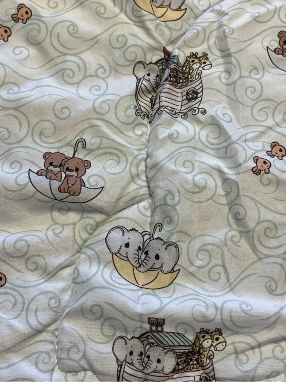 Precious Moments Noah’s Ark Baby Quilt Patchwork Reversible Microfiber Polyester